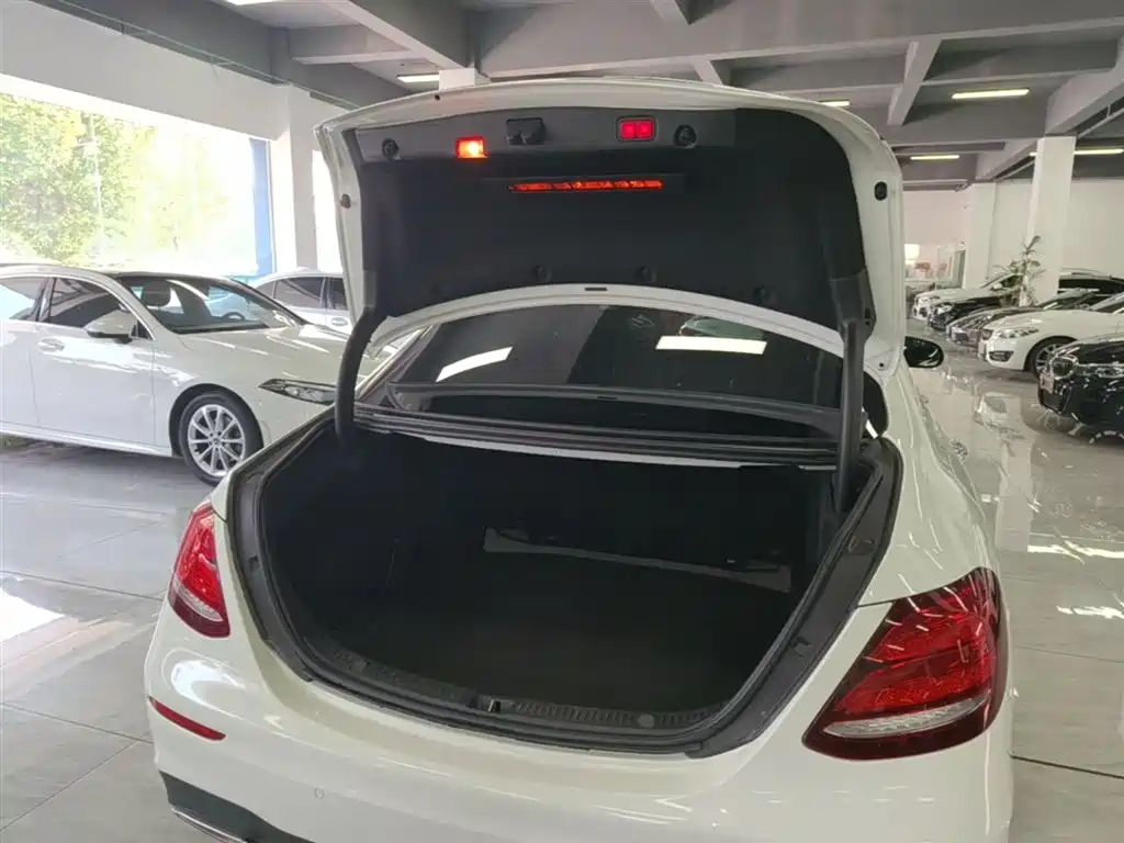 Mercedes-Benz E-Class (Import) 2019 E 260 Sport Edition фото 19