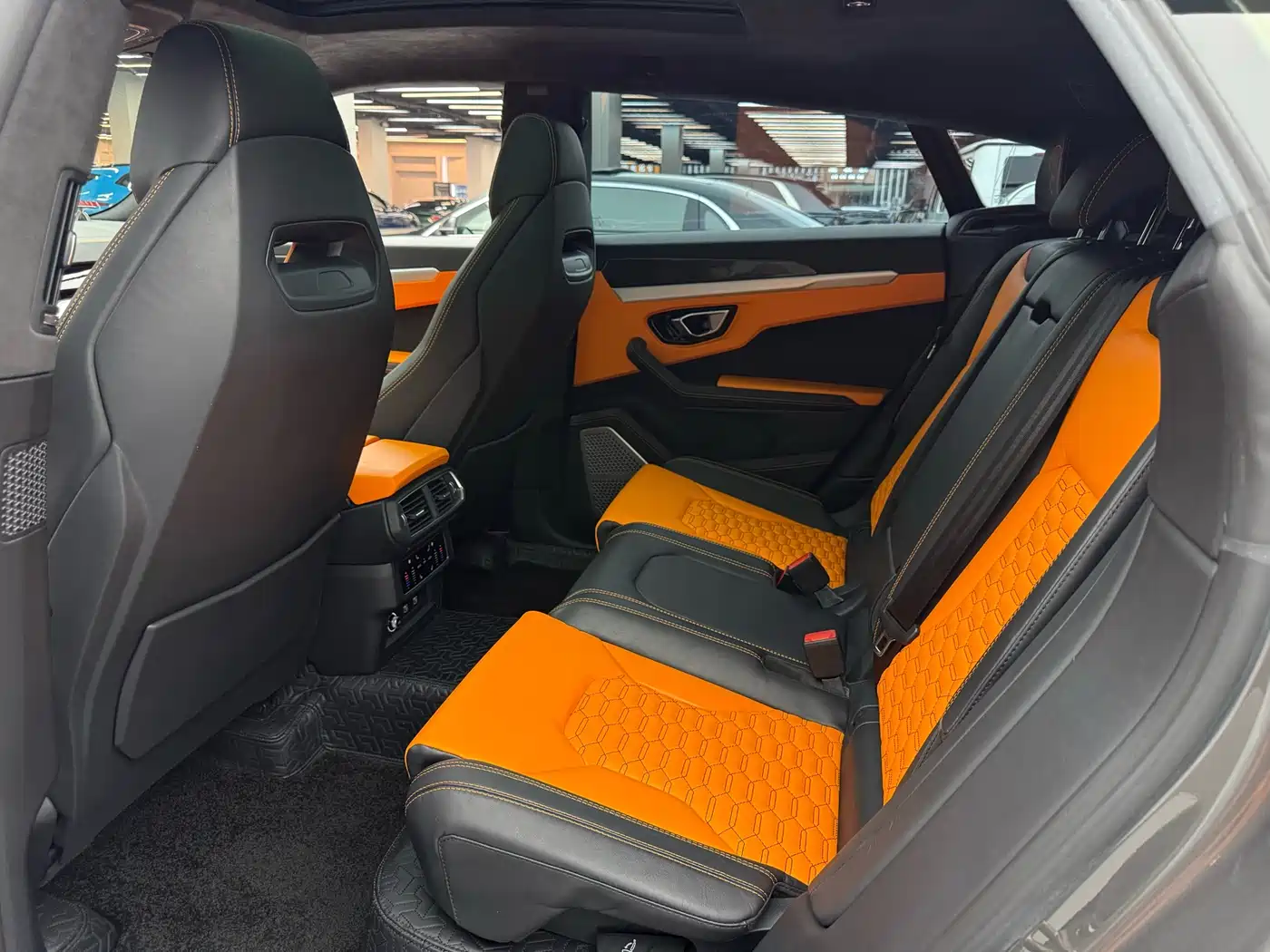 Lamborghini Urus 2021 4.0T V8 фото 8
