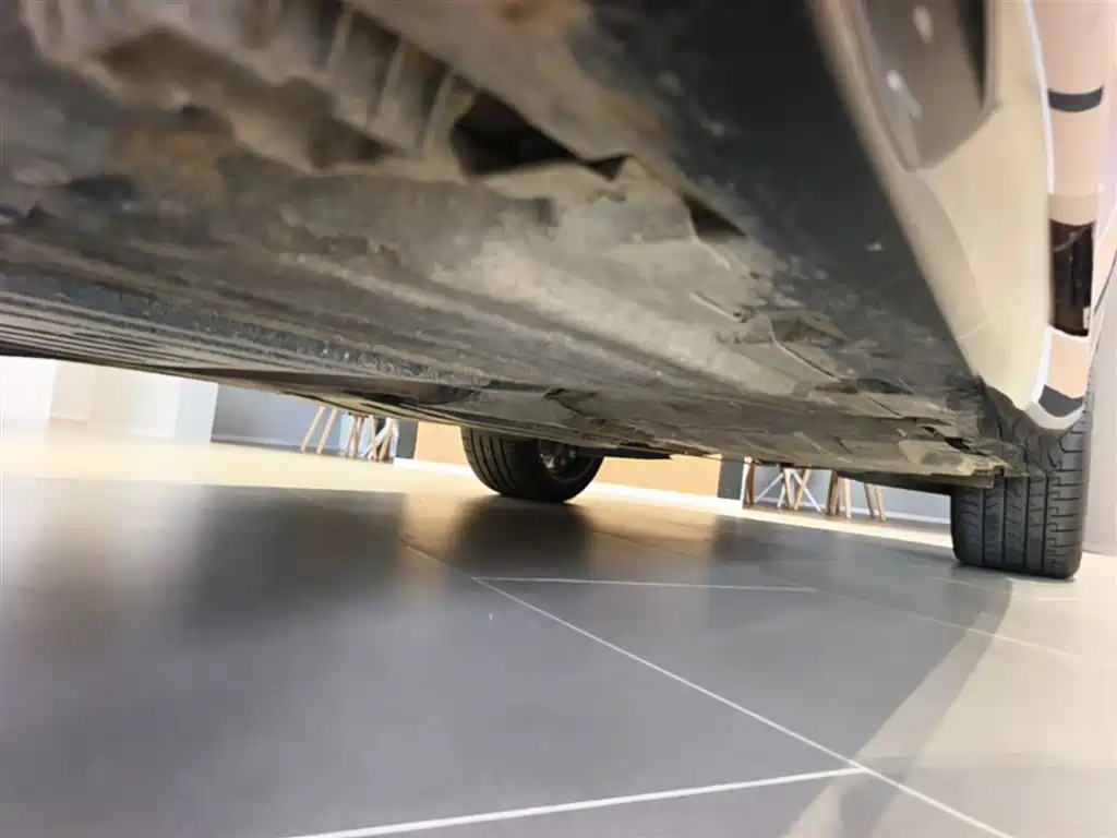 BMW X5 2025 Model xDrive 30Li Exclusive M Sport Blackout Package фото 8