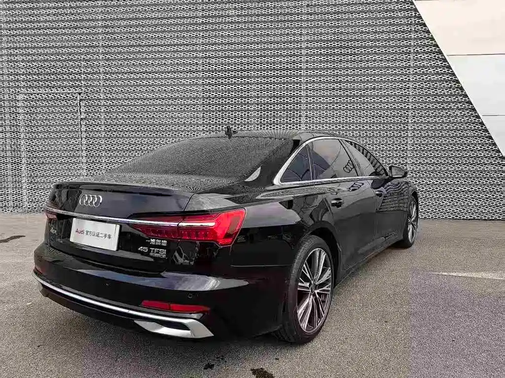 Audi A6L 2025 Model Year Facelift 45 TFSI quattro Premium Sport фото 4