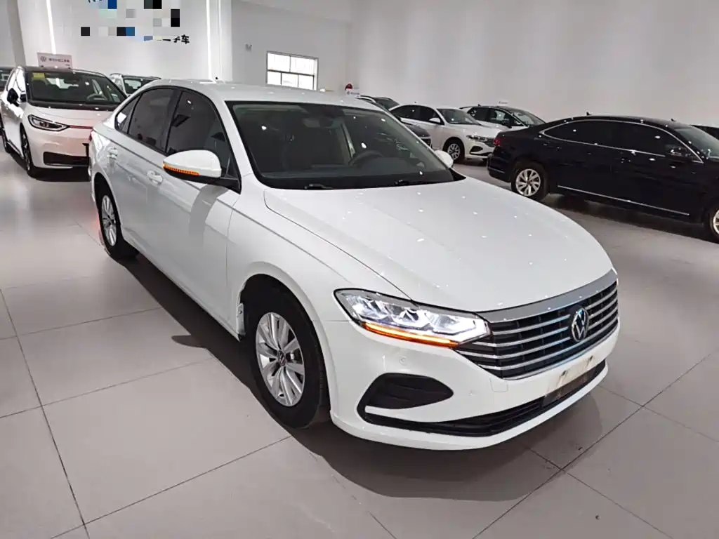 Фото 23 - Volkswagen Lavida