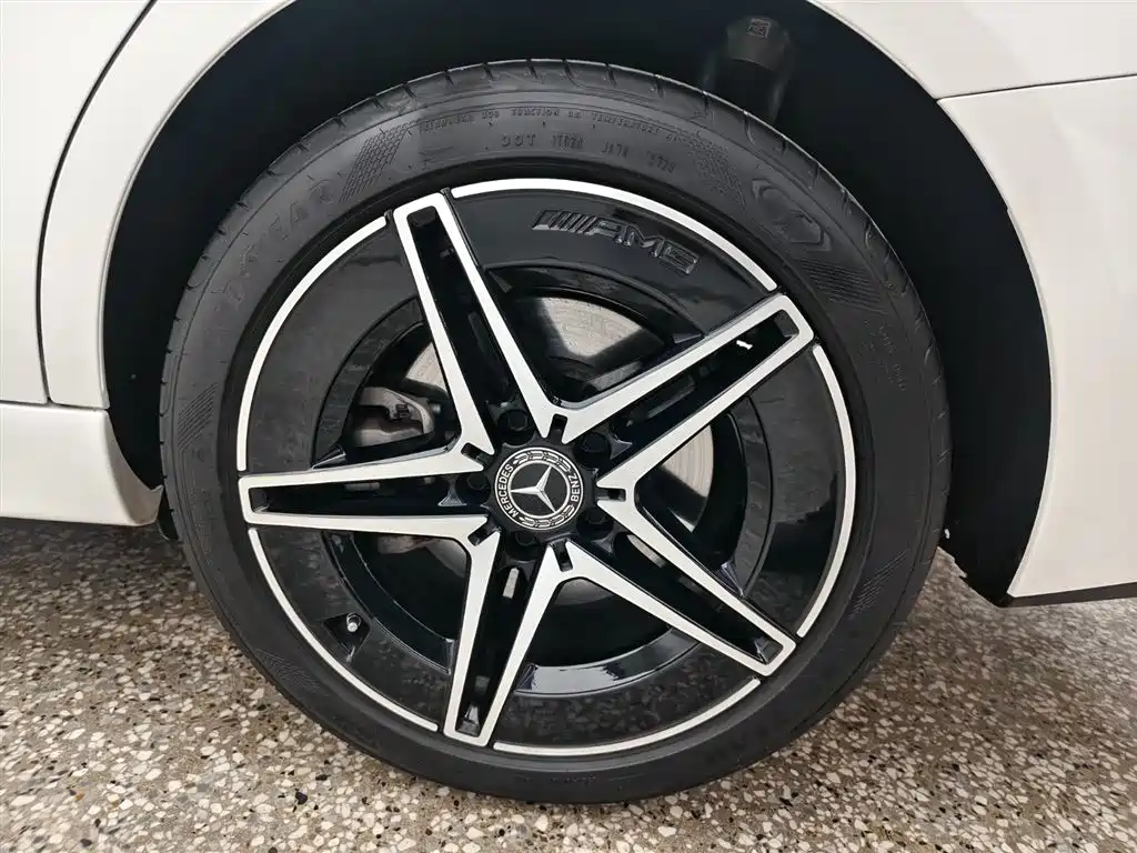 Mercedes-Benz C-Class 2023 Facelift C 260 L Night Sport Edition фото 7