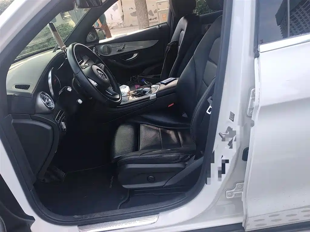 Mercedes-Benz GLC 2016 GLC 260 4MATIC Luxury фото 12