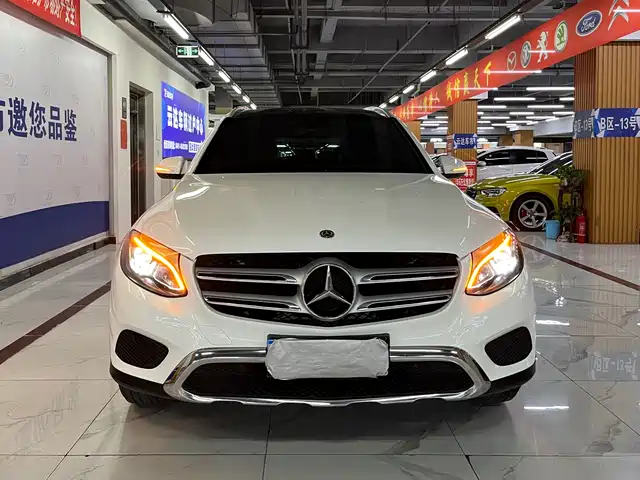 MERCEDES-BENZ GLC