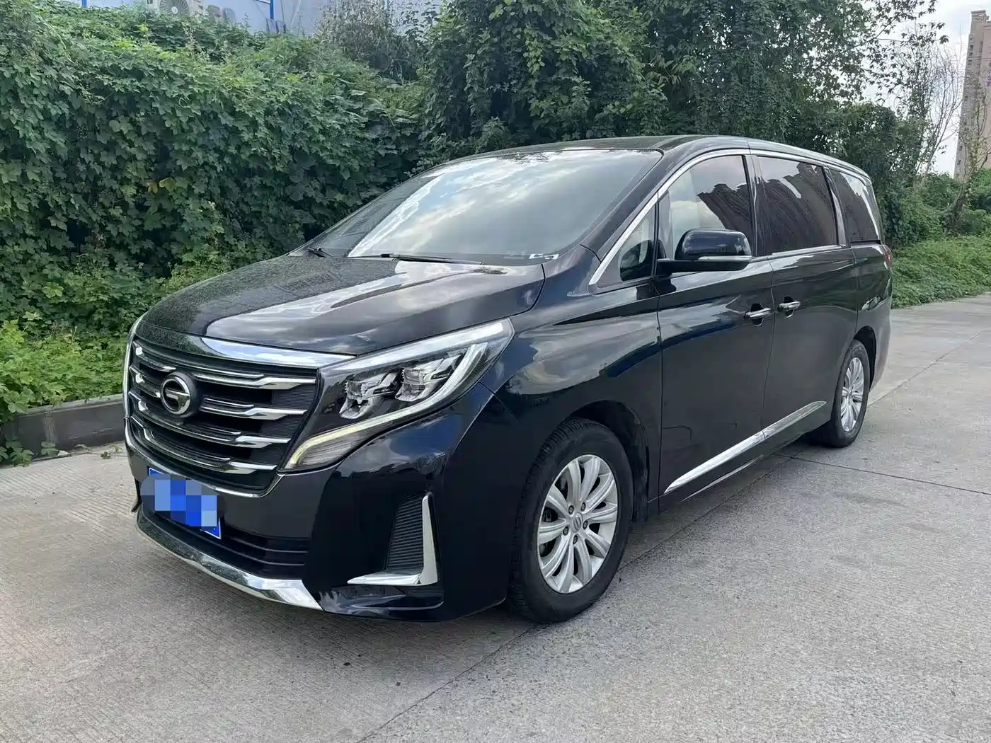 Фото 1 - GAC Trumpchi Trumpchi M8
