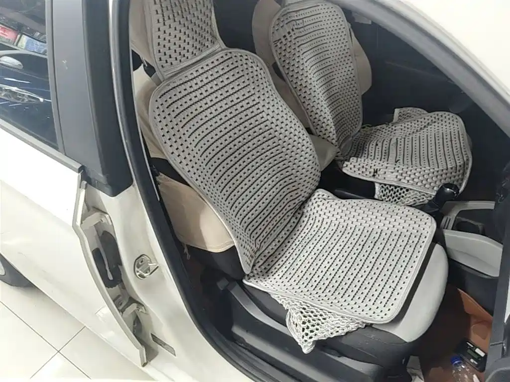 Škoda Fabia 2017 1.4L Auto Car Enjoy Edition фото 25