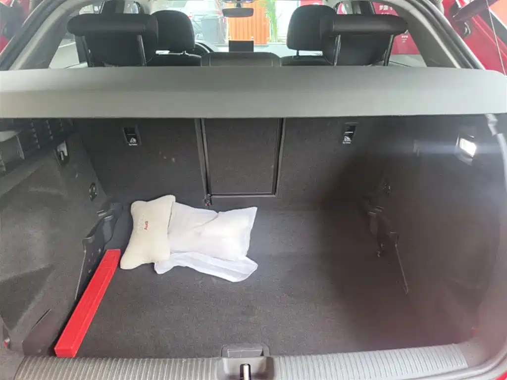 Audi Q2L 2018 35 TFSI Launch Exclusive Edition China VI фото 18