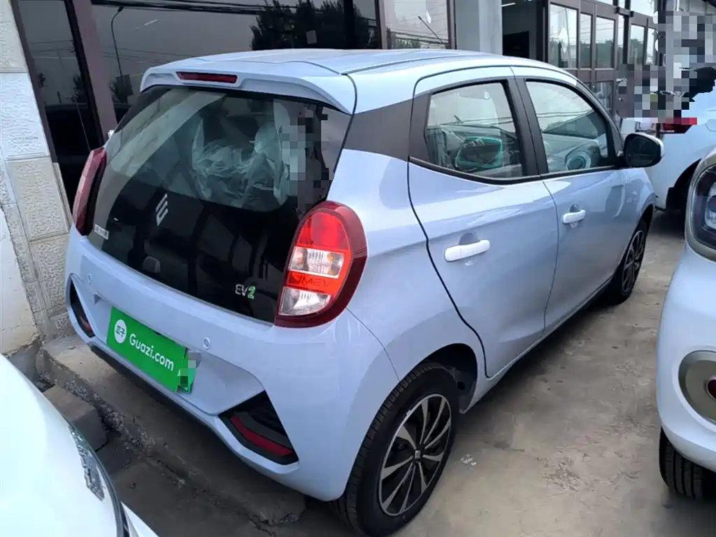 JMCG New Energy Little Kirin 2026 2025 PLUS+ Comfort Model