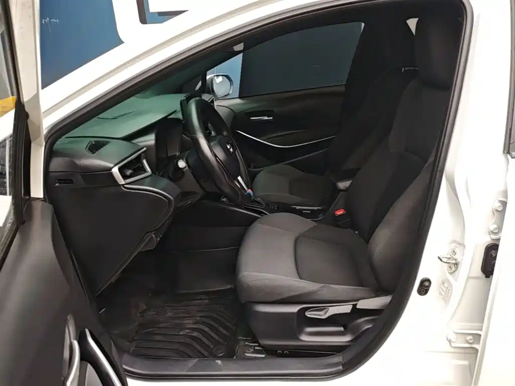 Toyota Levin 2022 Dual Engine 1.8H E-CVT Leading Edition фото 15