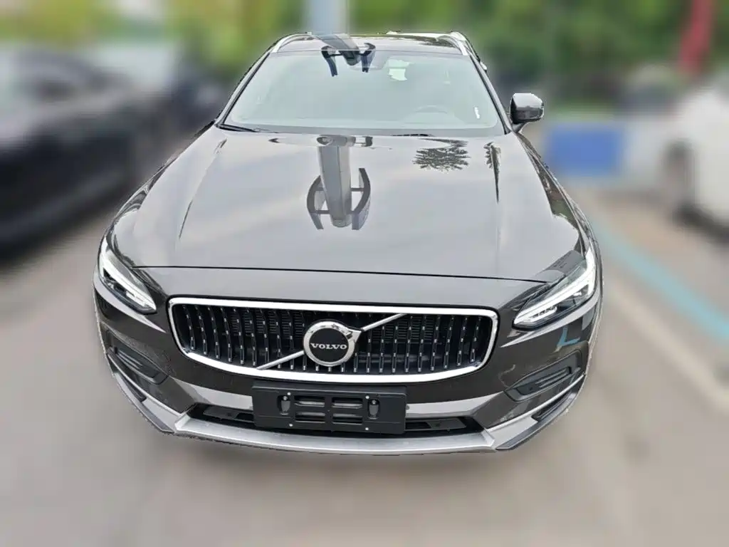 Photo 5 - Volvo V90
