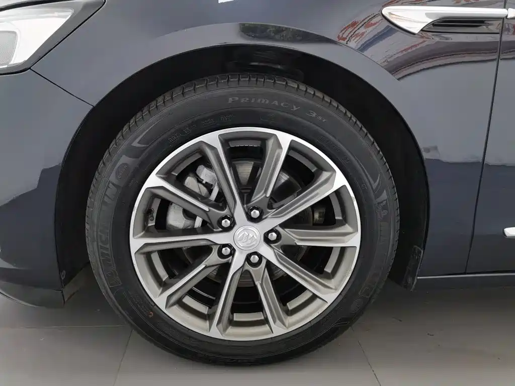 Buick Lacrosse, миниатюра 17