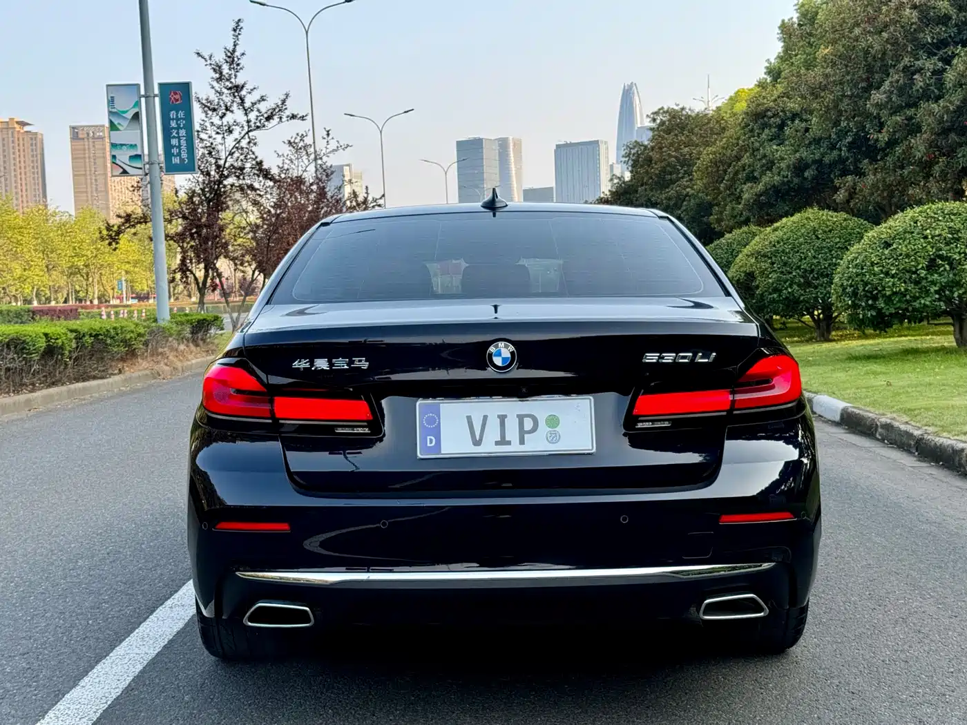 BMW 5 Series 2021 530Li Premium M Sport Package фото 8