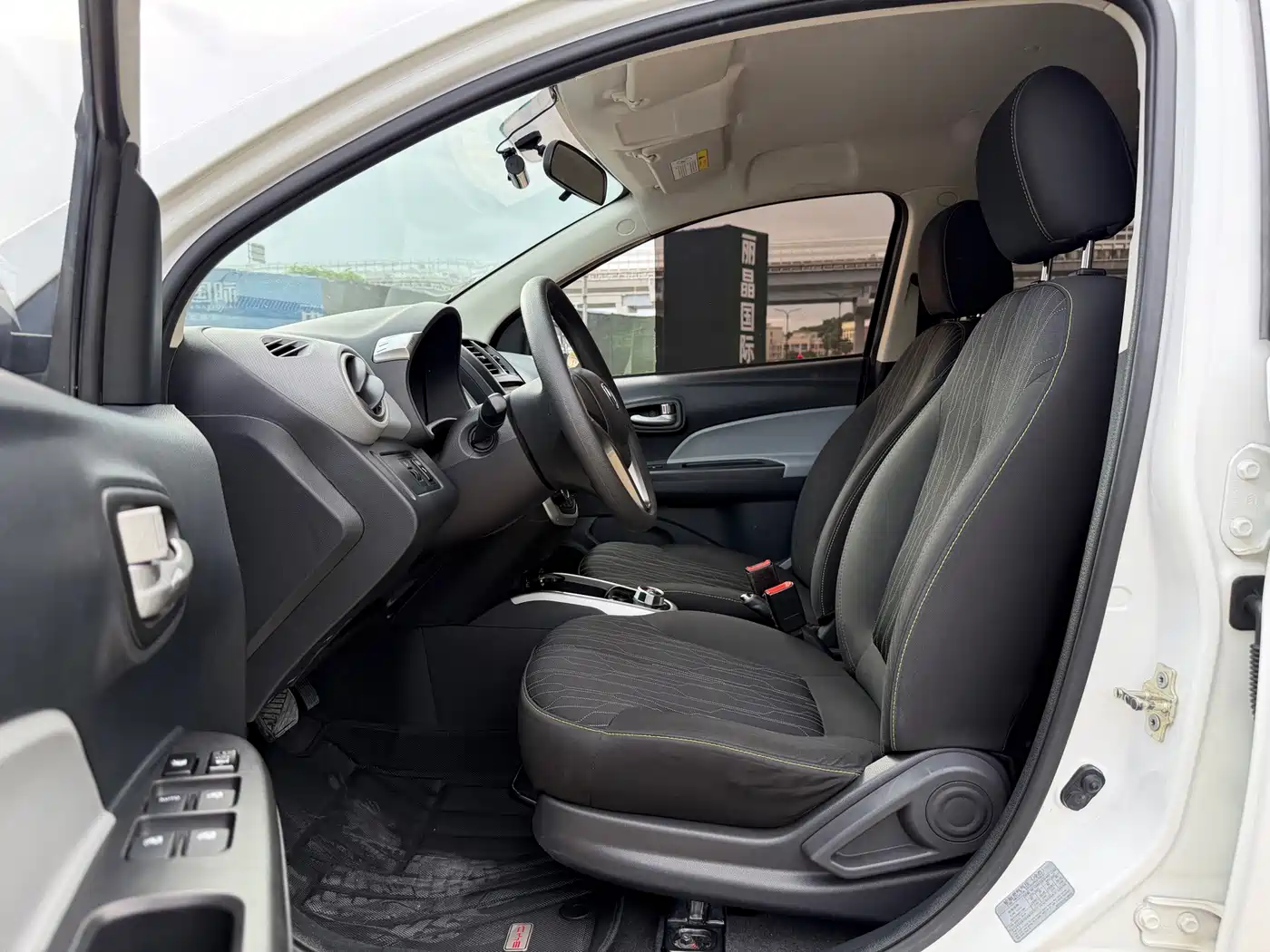 Changan Benben E-Star 2021 2021 National Edition Heartjoy LFP (31.86kWh)