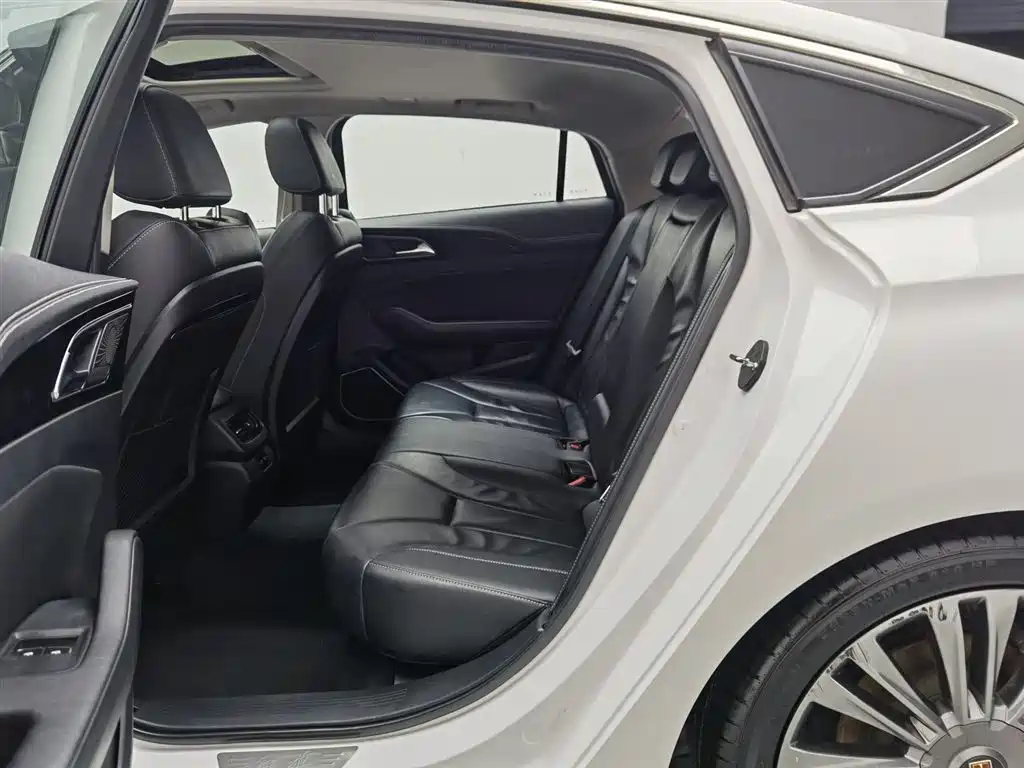 Hongqi H5 2019 30TD Agile Edition фото 15