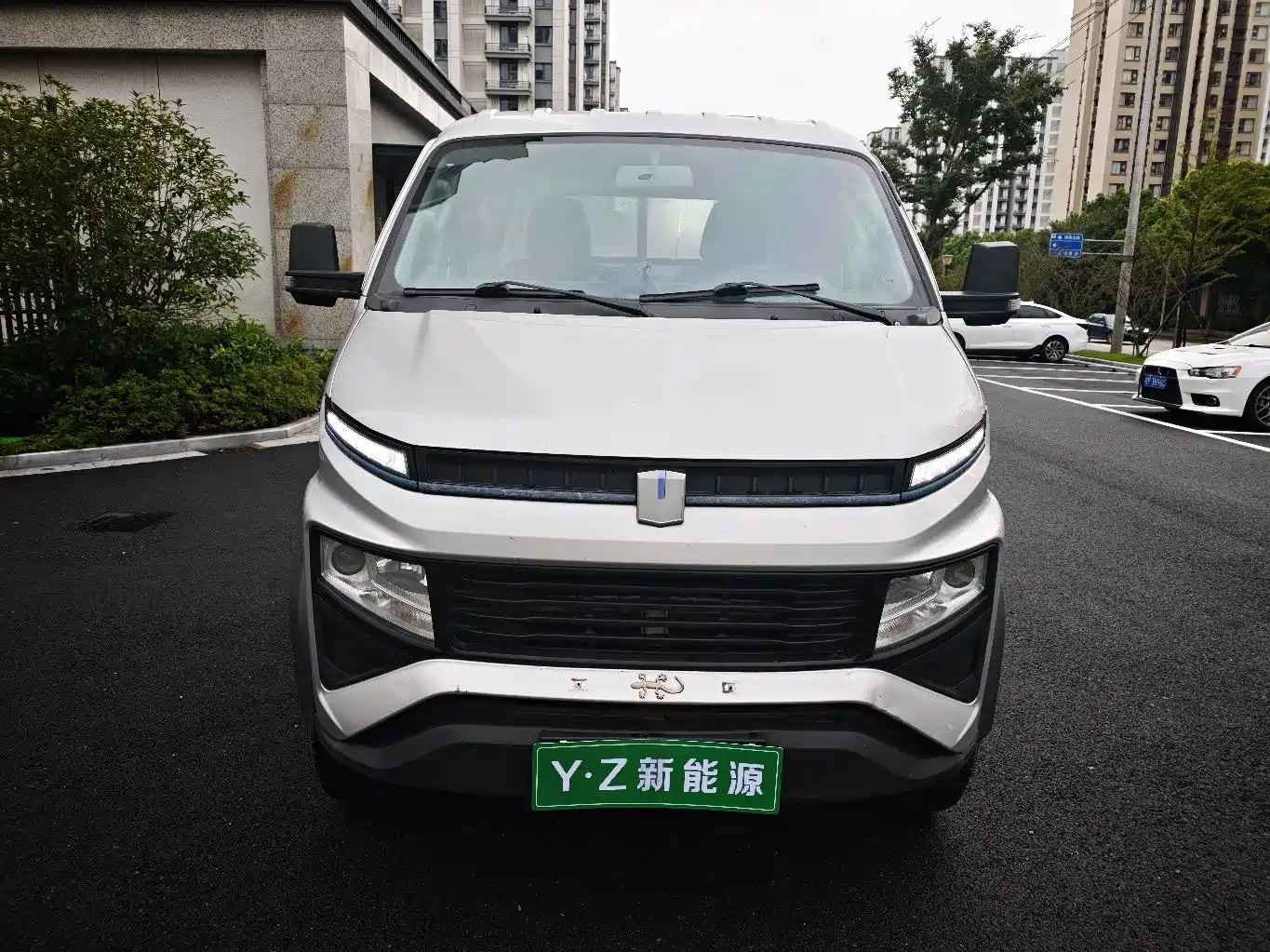 Yuan Cheng Farizon FR 2024 2023 F3E Flatbed CATL 55.7kWh