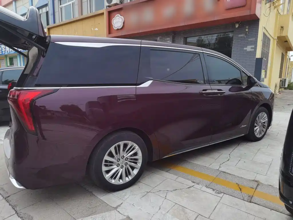 Buick Century 2024 2023 2.0T 7-Seater World Edition