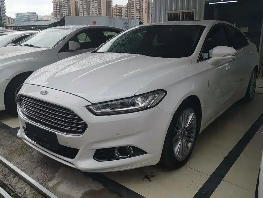 Ford Mondeo 2014 2013 2.0L GTDi240 Ultimate