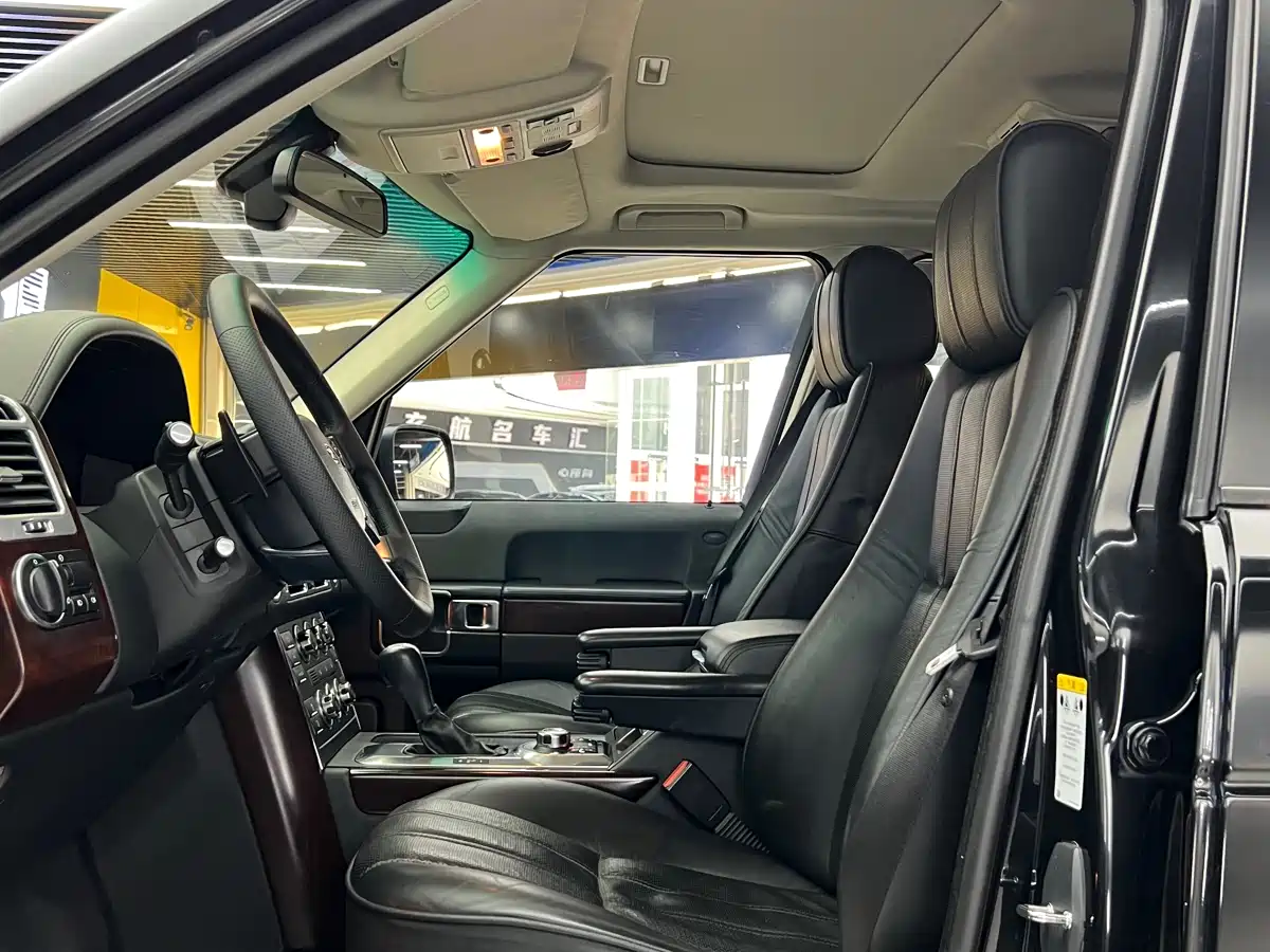 Land Rover Range Rover 2011 5.0 SC V8 фото 8