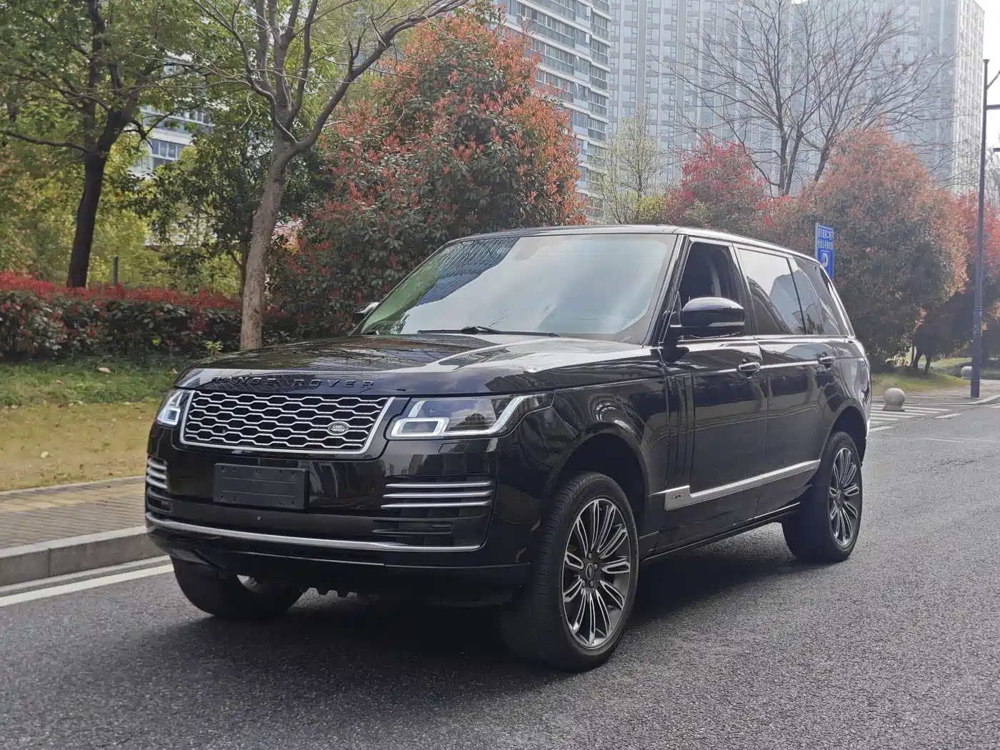 Land Rover Range Rover 2016 3.0 SC V6 Vogue LWB