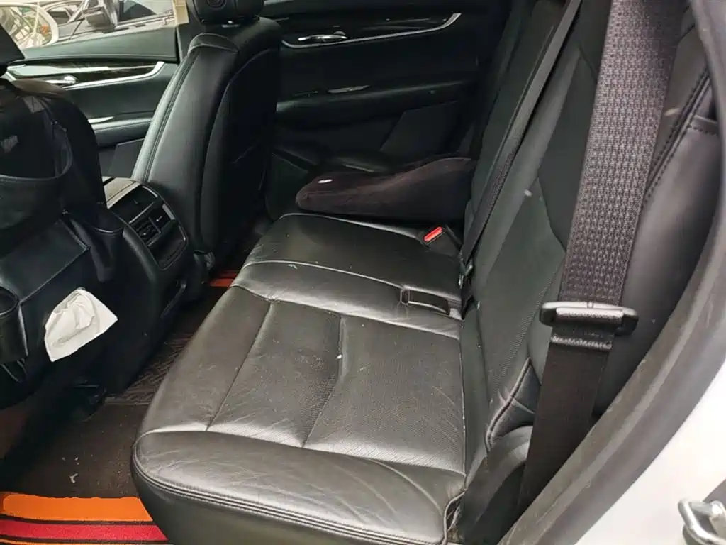 Cadillac XT5 2016 25T Luxury Model фото 17
