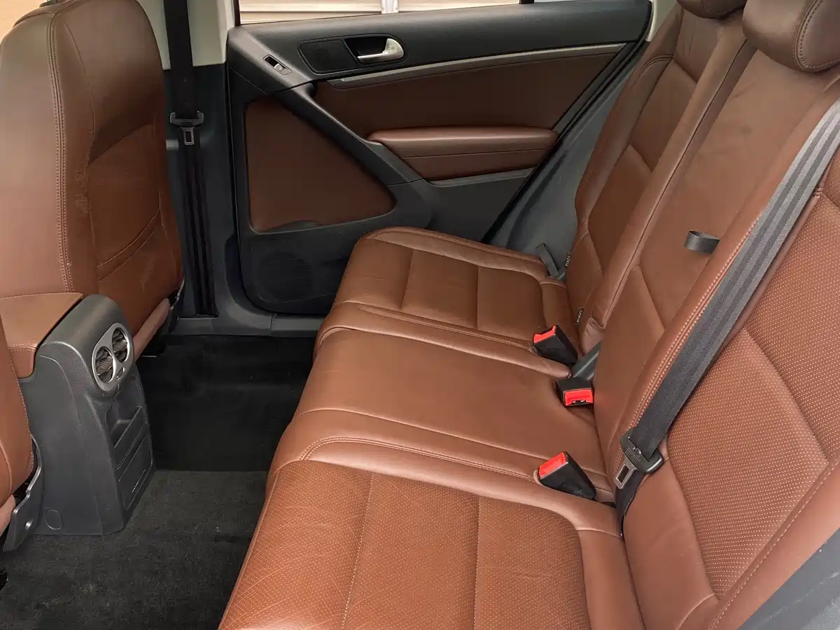 Volkswagen Tiguan 2013 1.8TSI Automatic 2WD Luxury Model фото 23
