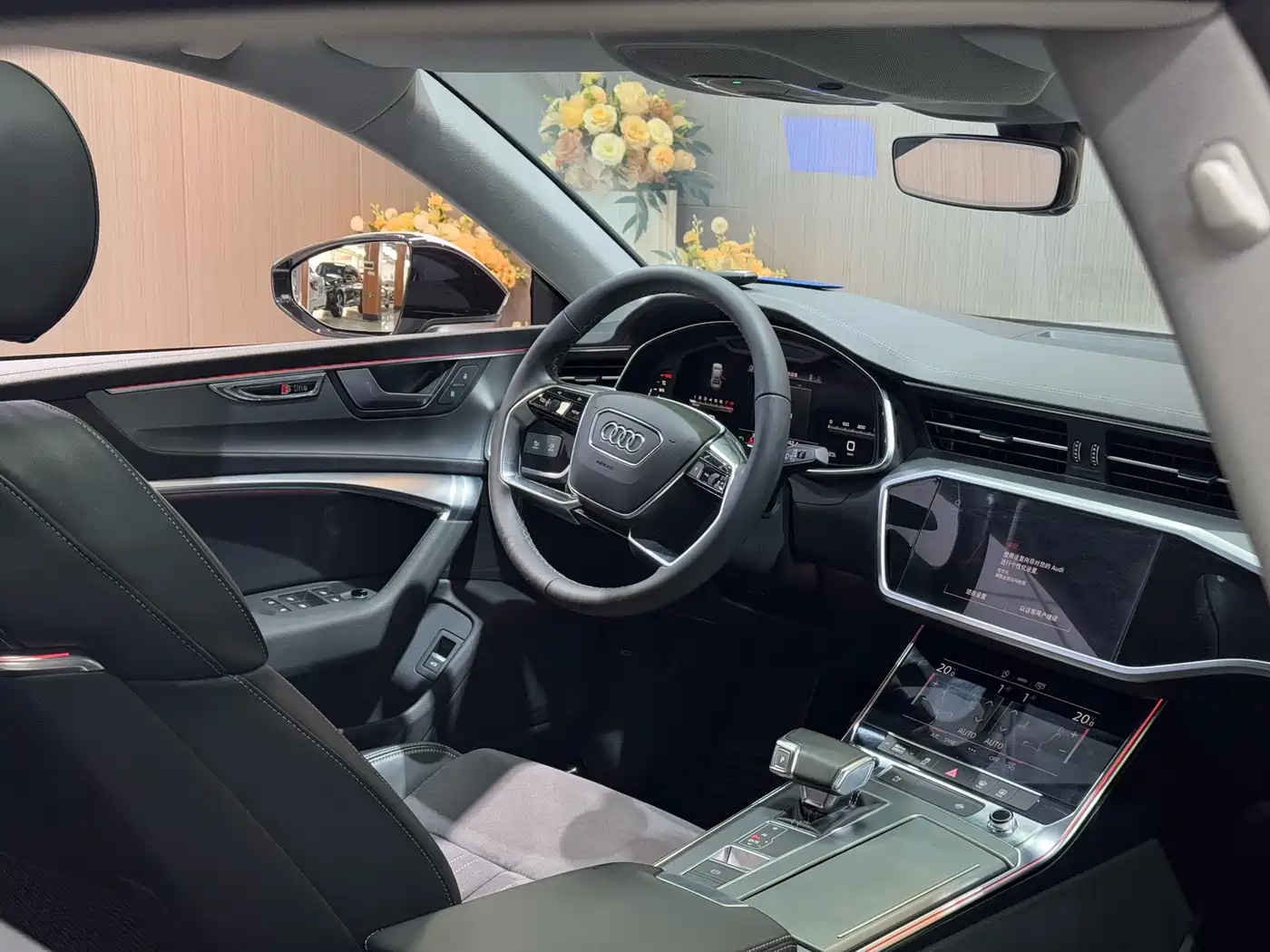 Audi A7L 2024 45TFSI S-line Dream Edition Crystal Package фото 8