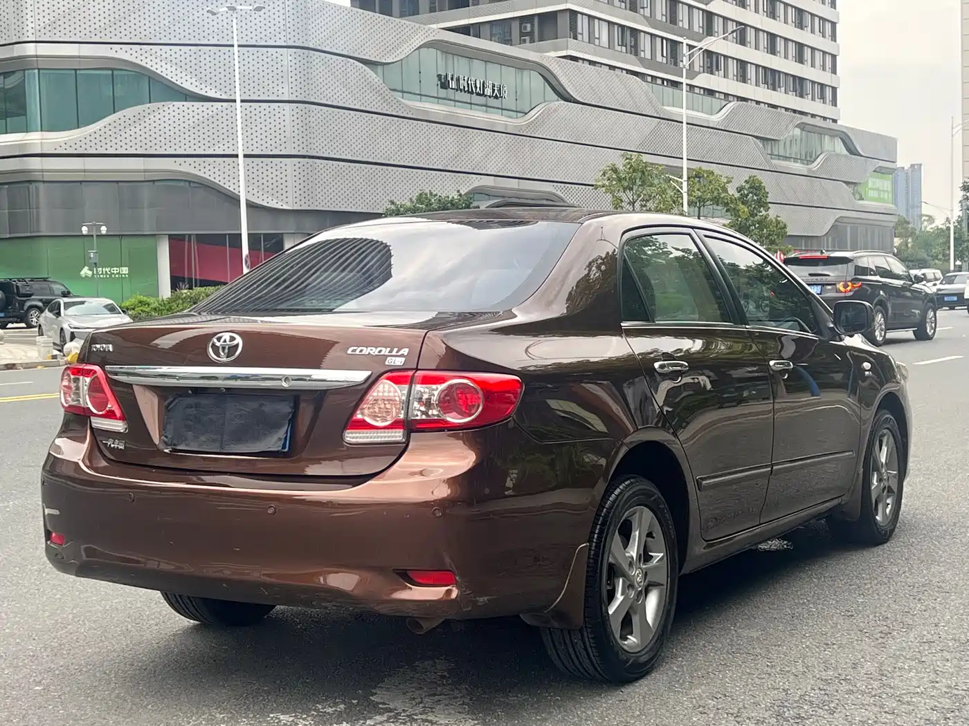 Toyota Corolla 2013 Special Edition 1.8L CVT Ultimate Cool GL-i фото 5