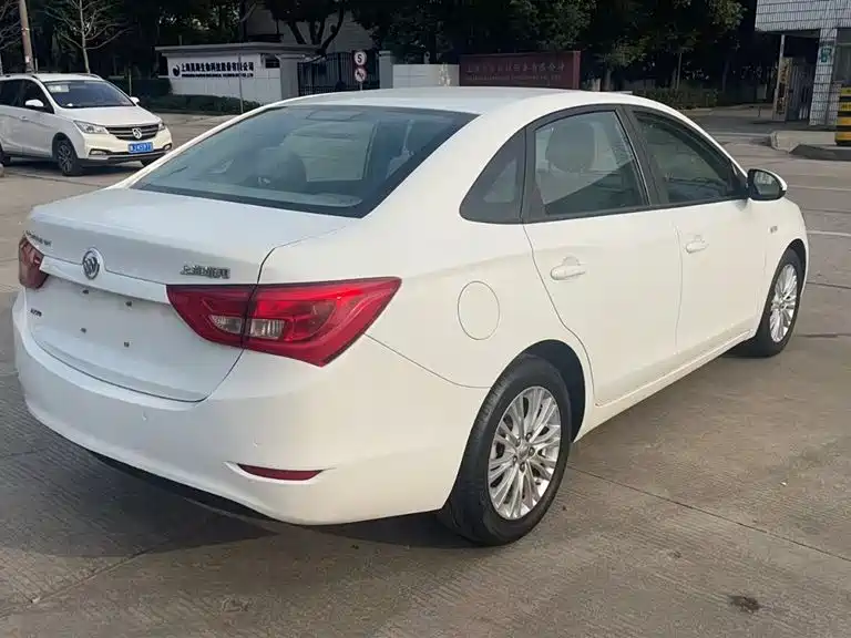 Buick Excelle 2016 15N Automatic Elite фото 7