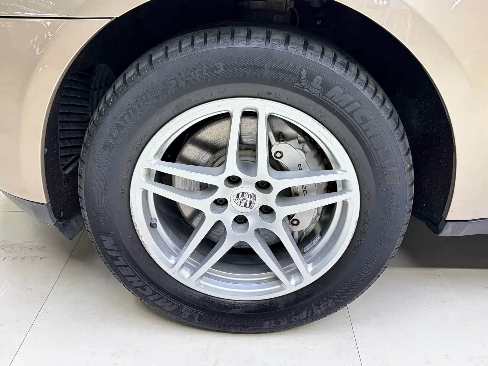 Фото 9 - Porsche Macan