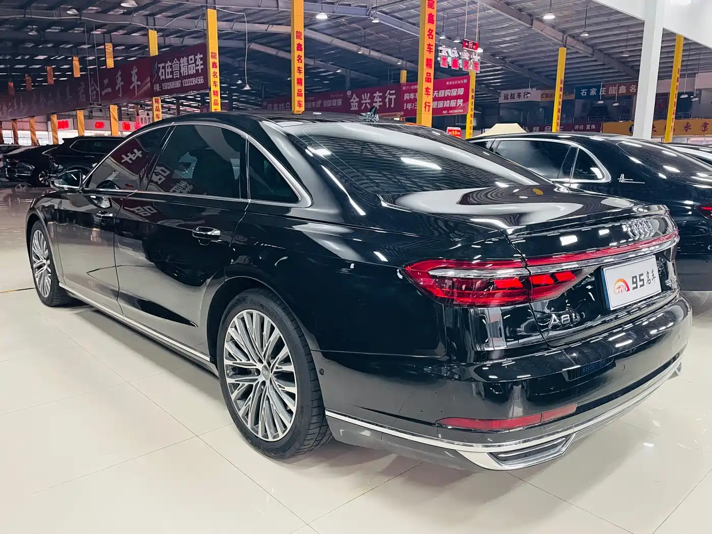 Audi A8 2021 A8L 55 TFSI quattro Luxury фото 6