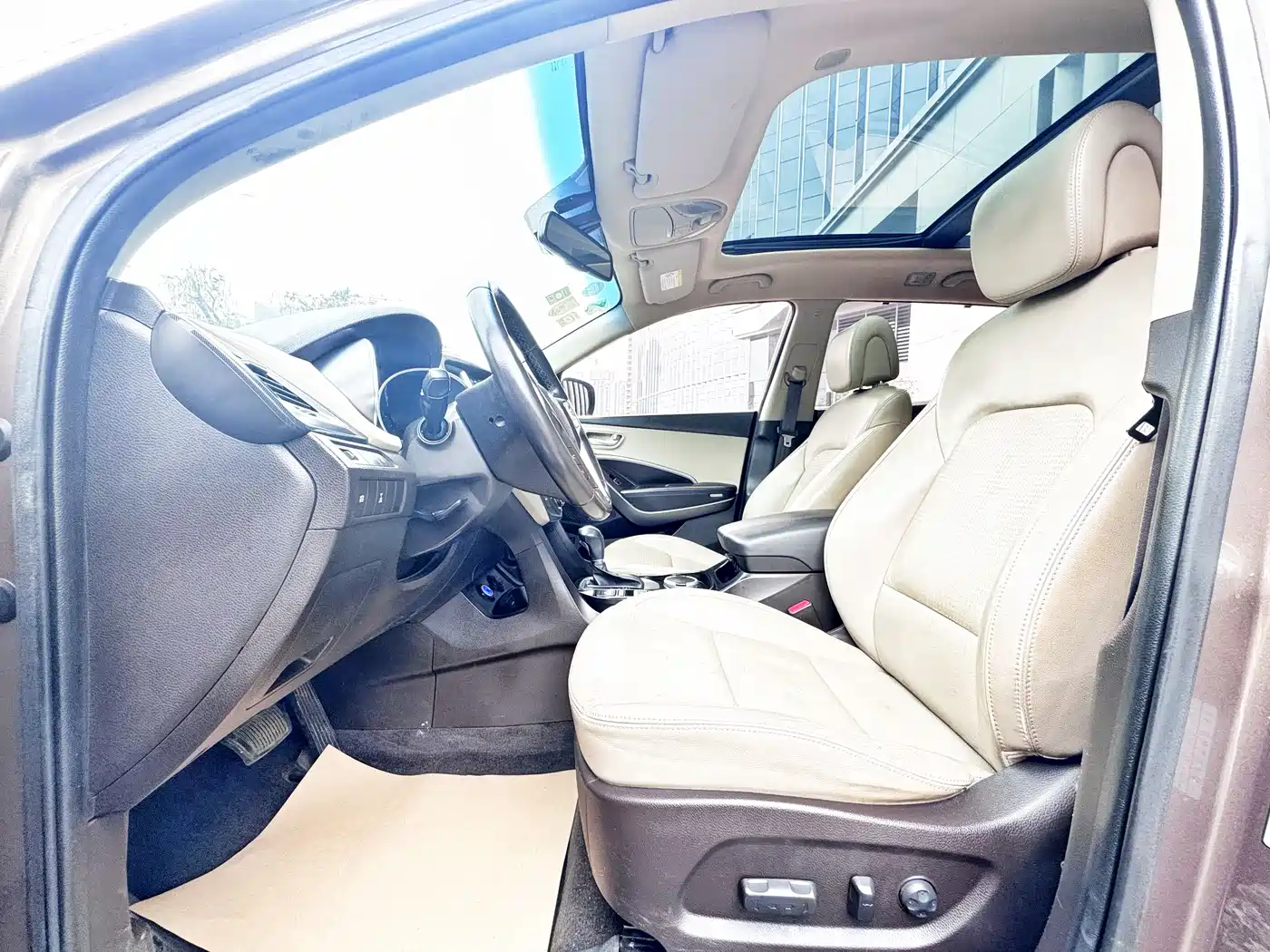 Hyundai Santa Fe 2013 Facelift 2.4L Automatic 4WD Premium фото 4