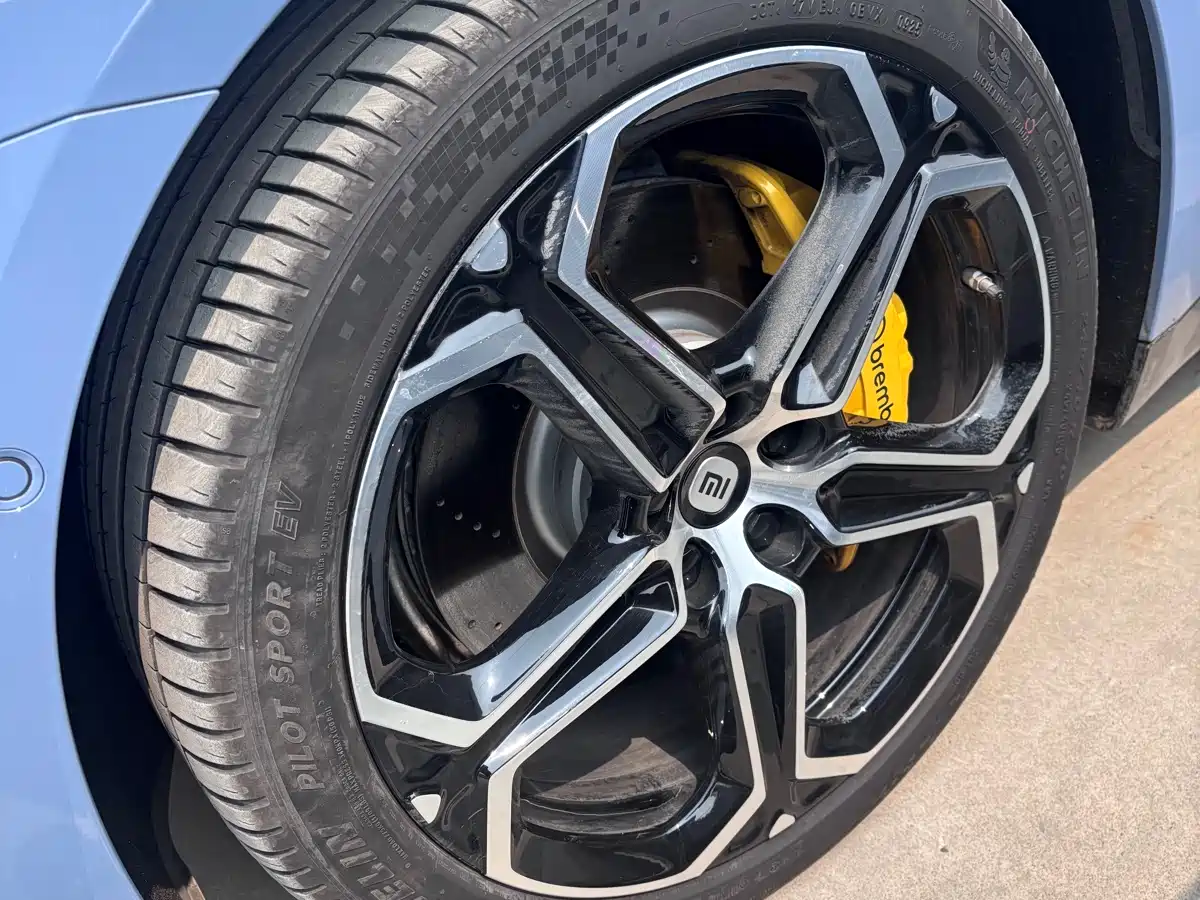 XIAOMI CAR XIAOMI SU7