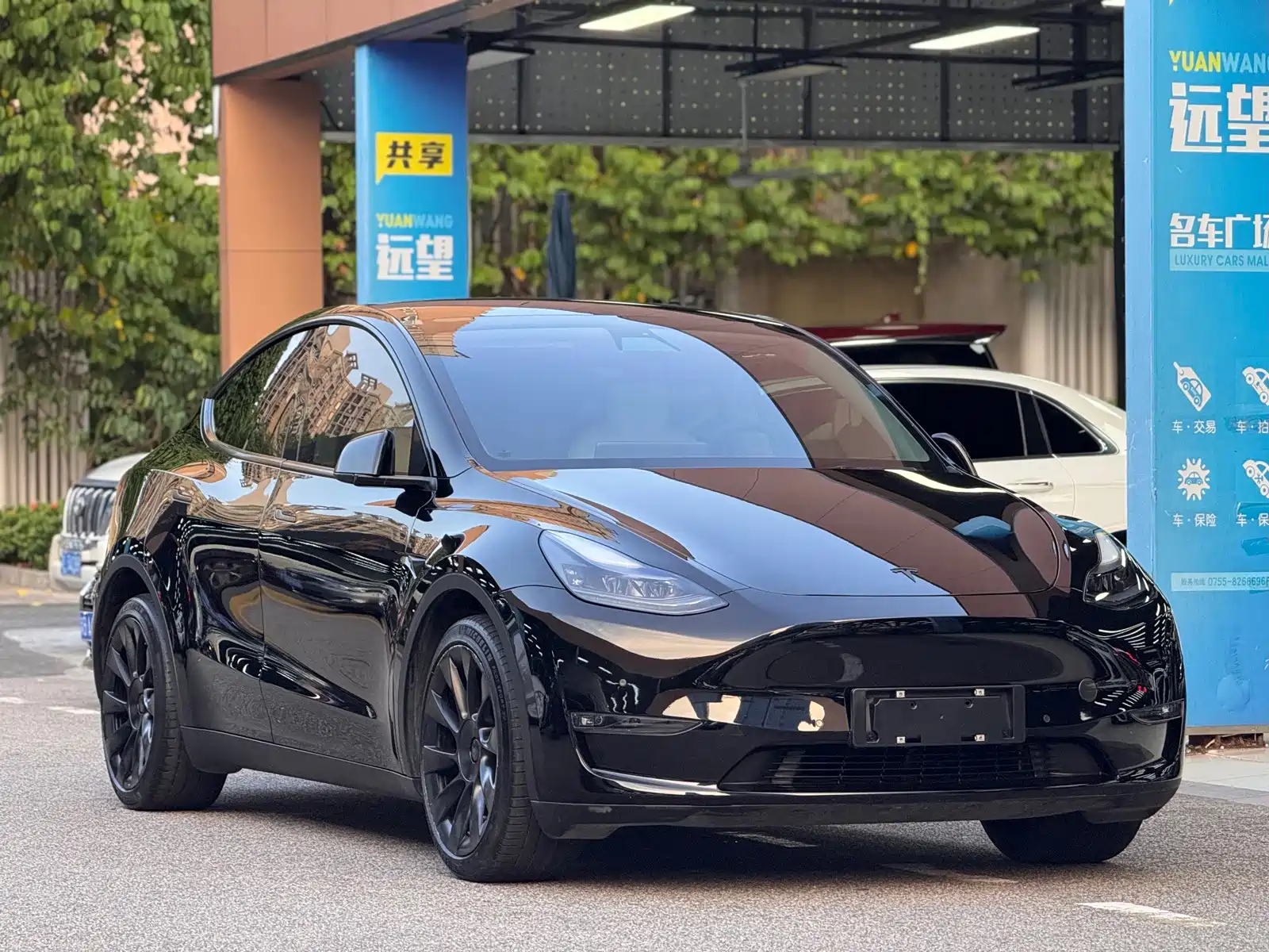 Фото 3 - Tesla Model Y