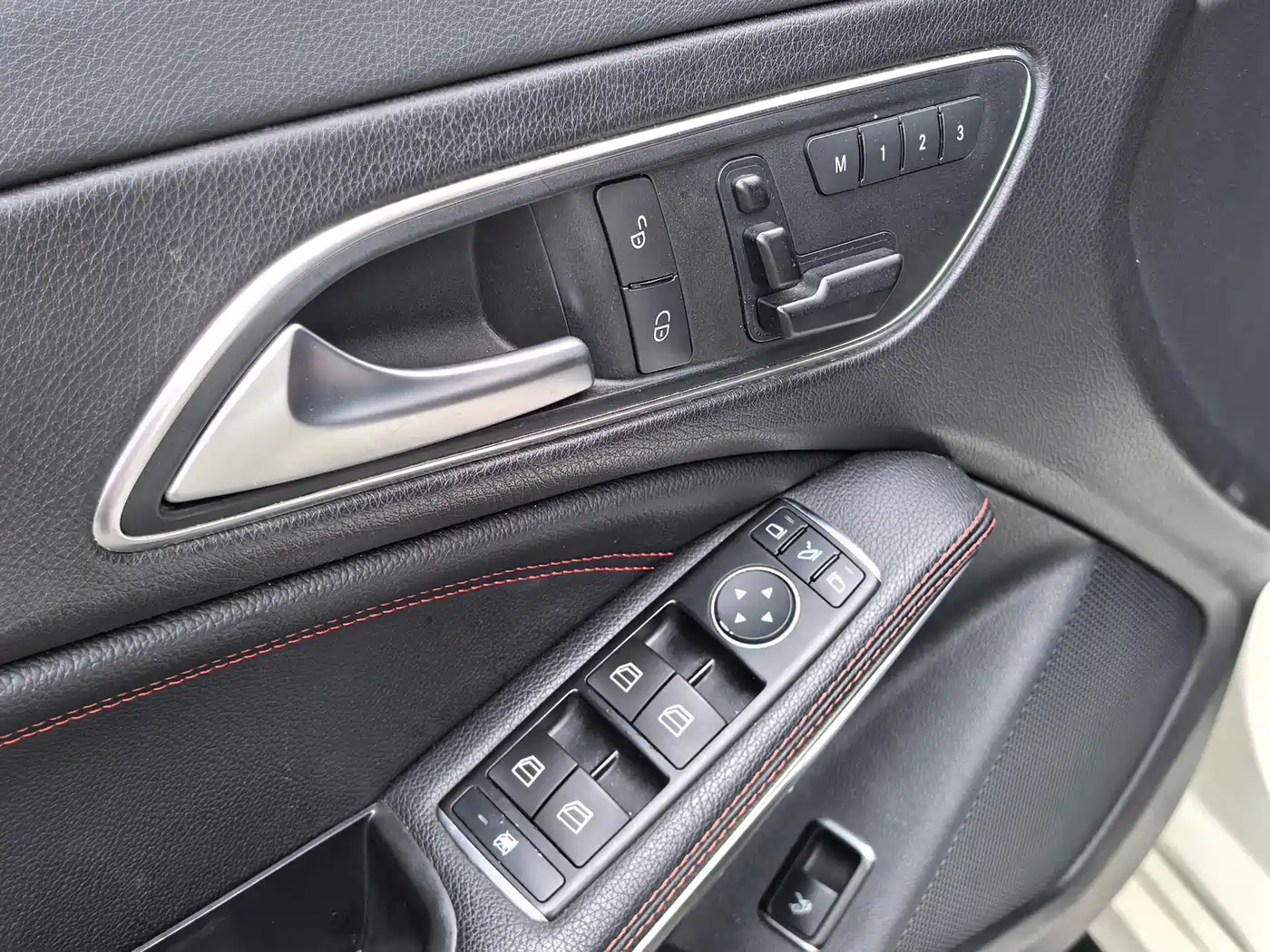 Mercedes-Benz CLA AMG 2014 AMG CLA 45 4MATIC фото 11