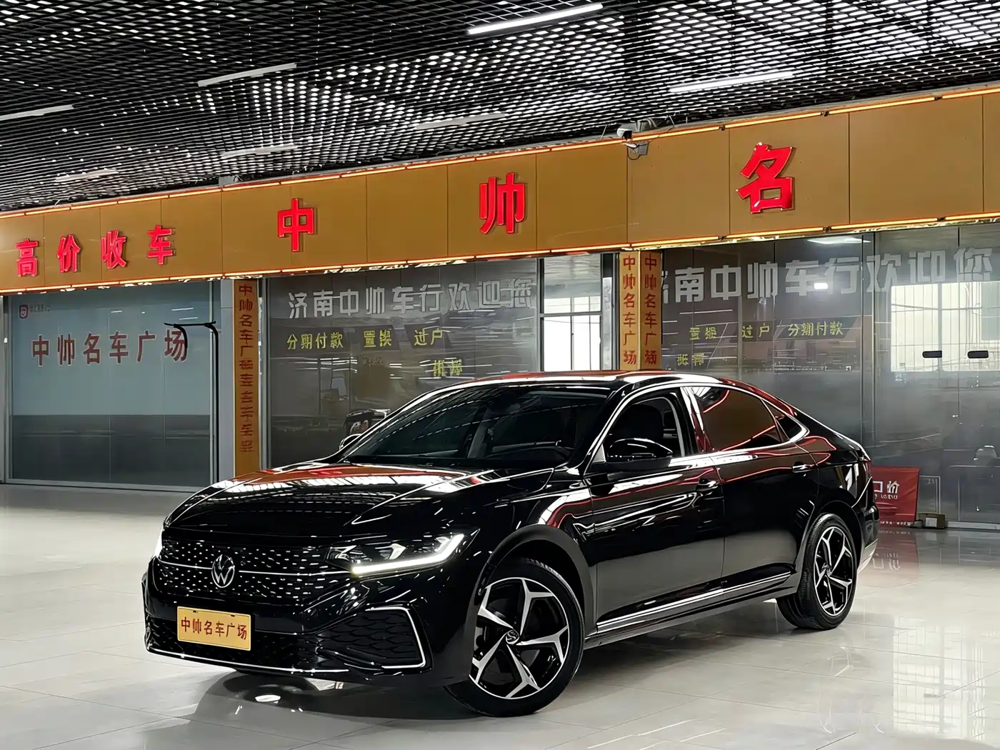 Volkswagen Passat 2024 330TSI Starlight Elite Edition