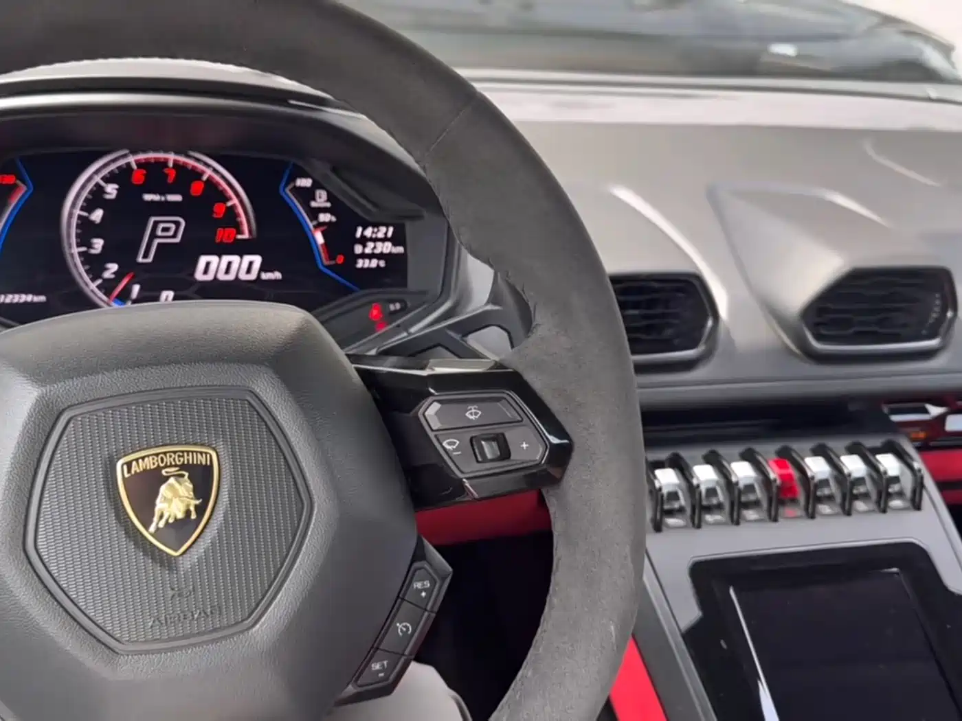 Lamborghini Huracán 2020 Huracán EVO RWD Spyder фото 5