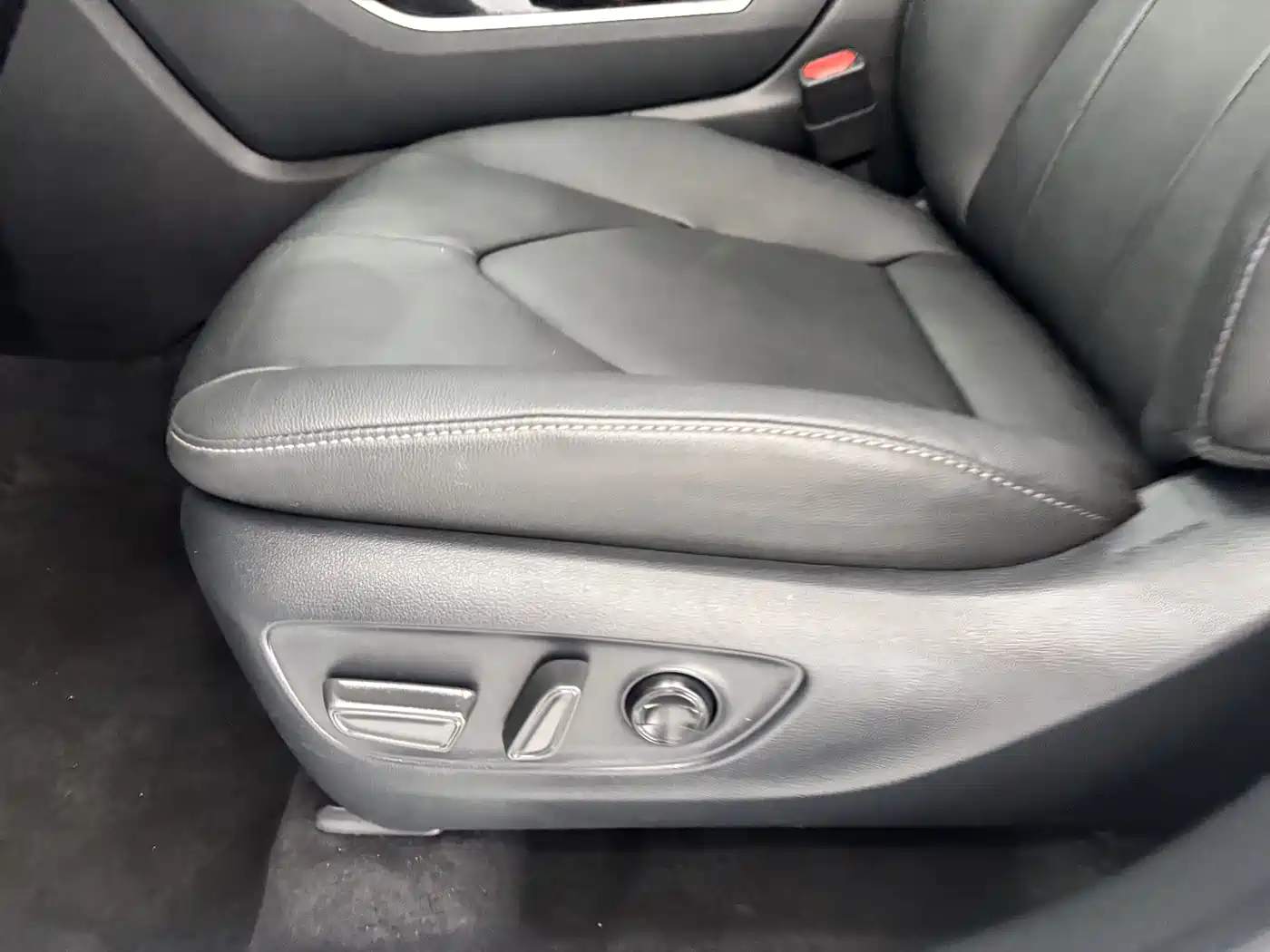 Toyota Highlander 2022 380T 4WD Premium 7-Seater фото 11