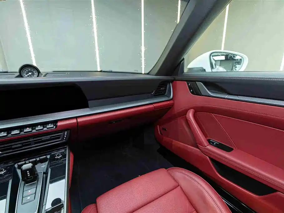 Porsche 911 2023 Targa 4 3.0T фото 5
