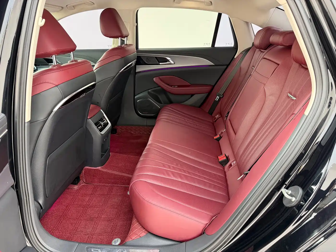 Hongqi H5 2024 2.0T Automatic Smart Connect Flag Smooth Edition фото 7