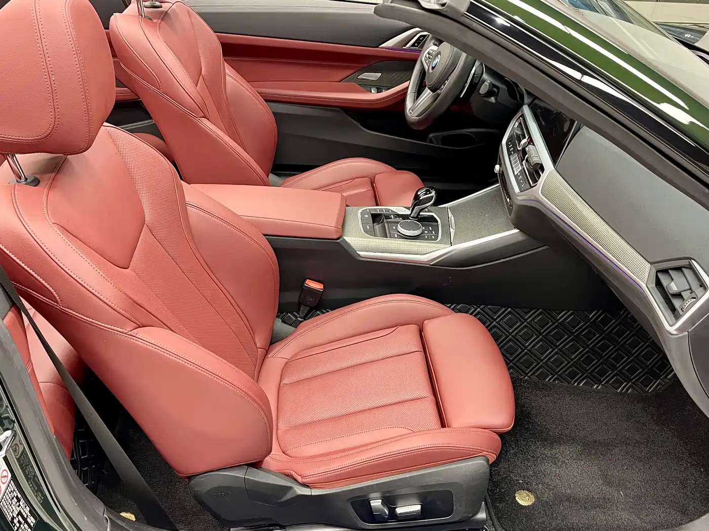 BMW 4 Series 2023 430i Convertible M Sport Shadowline Package фото 9