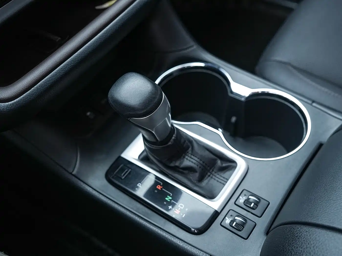 Toyota Highlander 2015 2.0T FWD Luxury Edition 7-seater фото 13