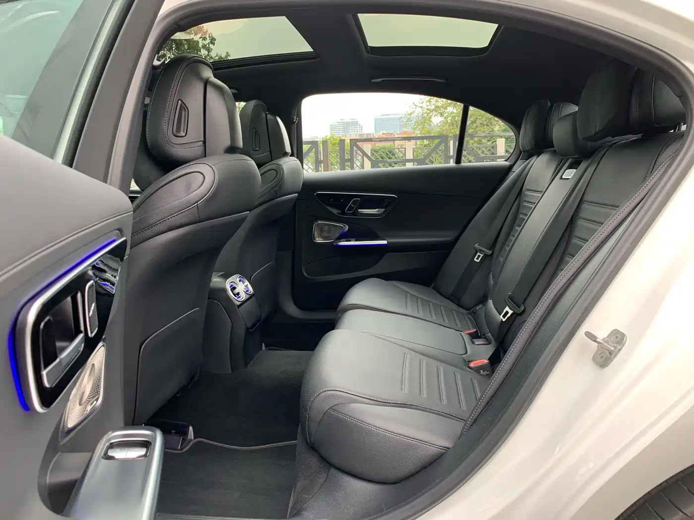 Mercedes-Benz C-Class 2025 C 260 L Night Sport Edition фото 14