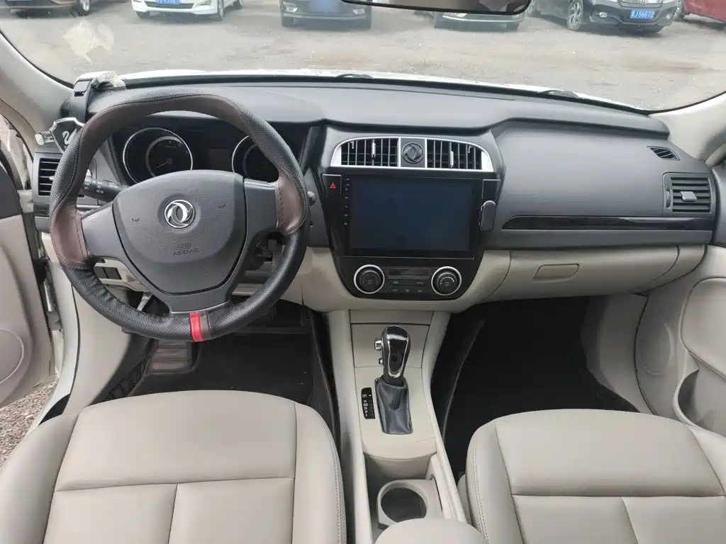 Dongfeng Aeolus Dongfeng Fengshen A60 2017 2016 1.6L Automatic Luxury