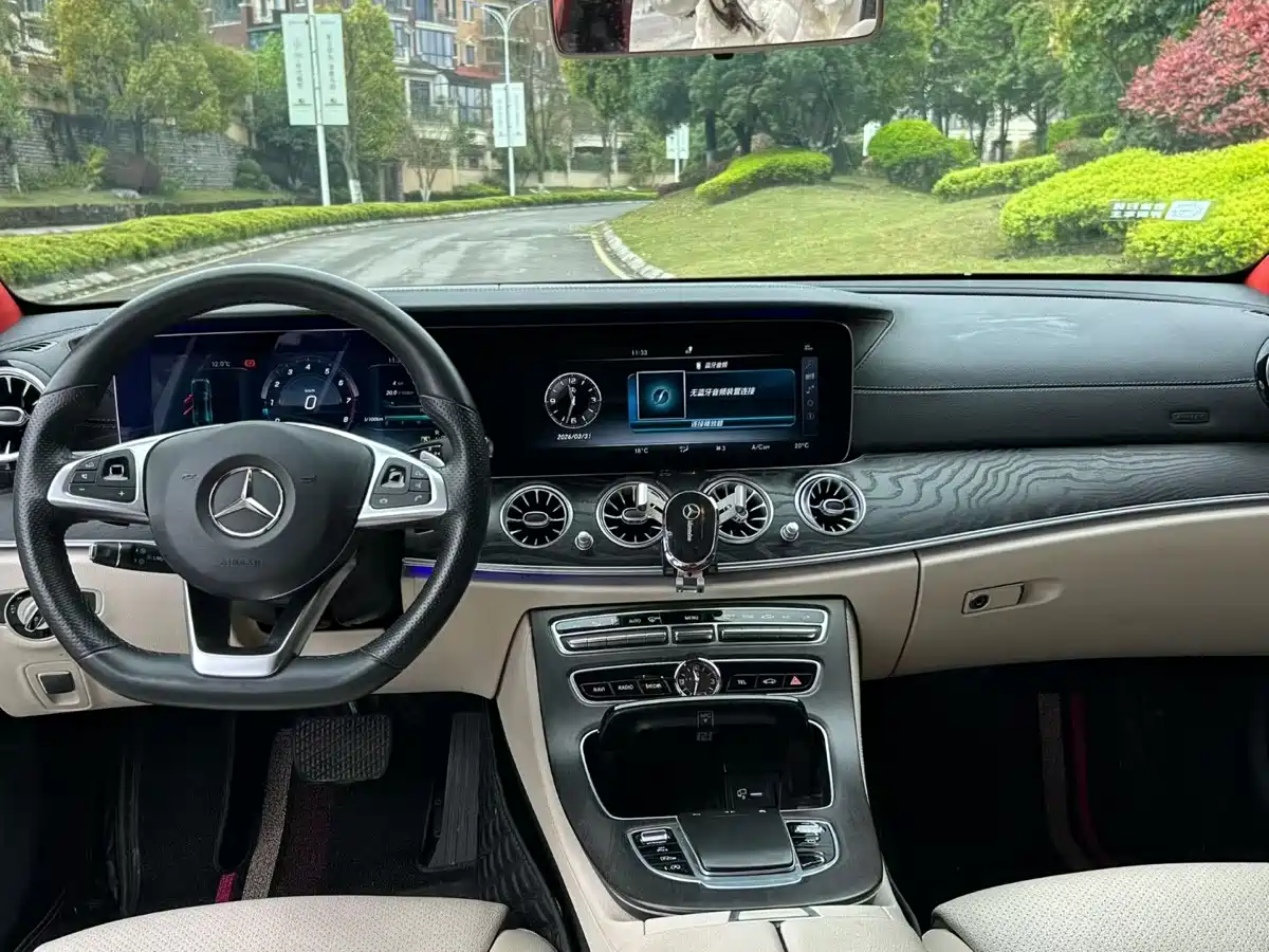 Mercedes-Benz E-Class 2017 E 200 L 4MATIC фото 4