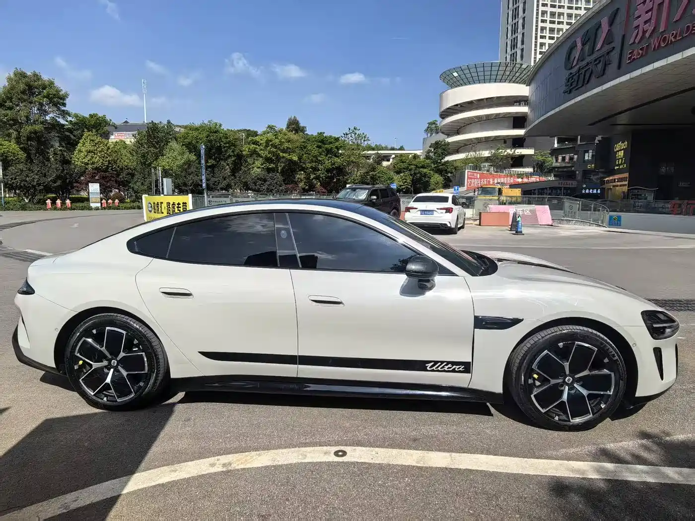 XIAOMI CAR XIAOMI SU7