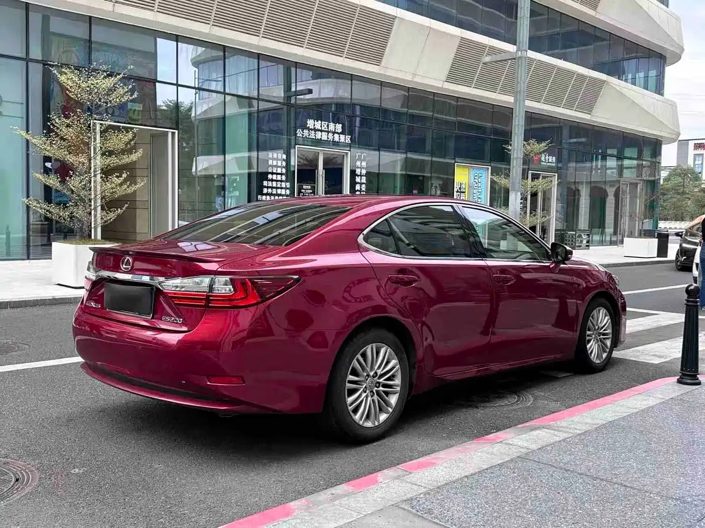 Lexus ES 2015 200 Comfort Edition фото 6