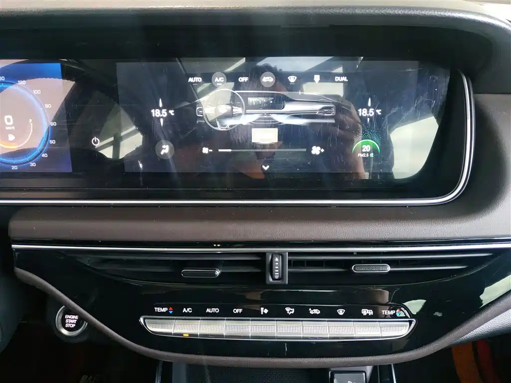 GAC Trumpchi Trumpchi M6 2019 270T DCT Prestige Edition (7-seater) (China VI) фото 13