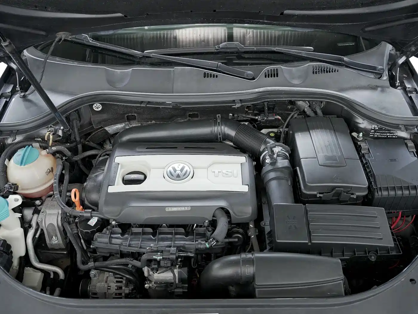 Volkswagen Magotan 2013 2.0TSI Premium фото 23