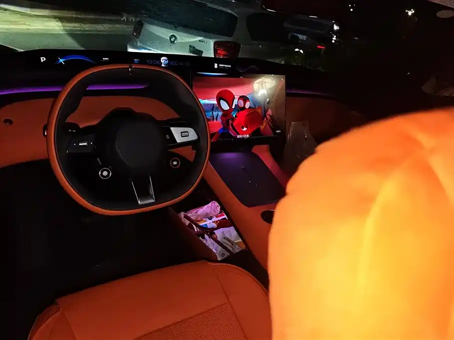 XIAOMI CAR XIAOMI YU7