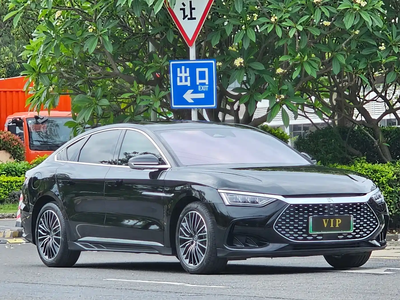 BYD Han 2023 DM-i Champion Edition 121KM Honor фото 3